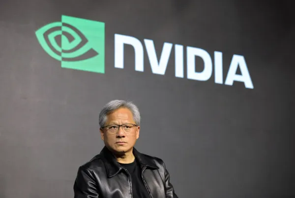 輝達下一代 AI 晶片量產前遇挫,出貨延遲三個月